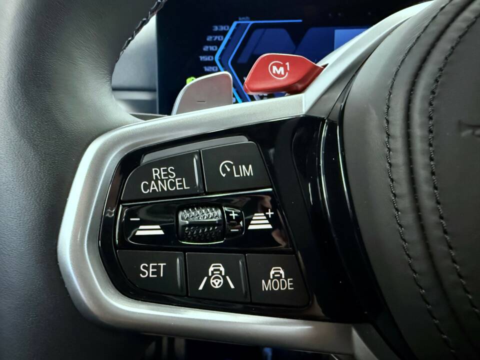 Image 33/34 of BMW M3 Competition Touring xDrive (2025)