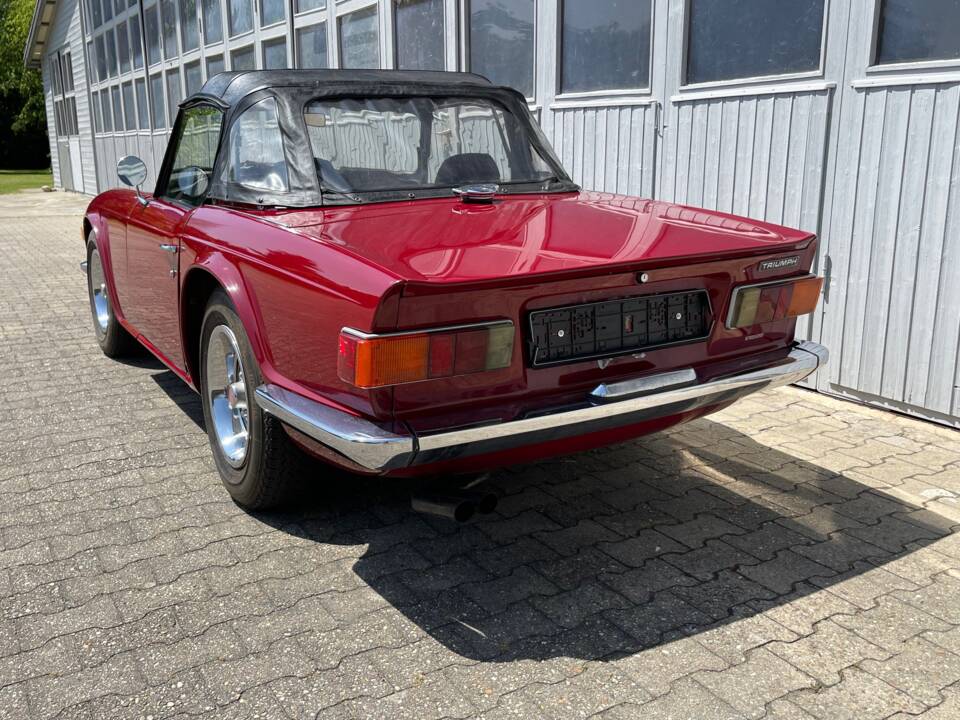 Imagen 9/18 de Triumph TR 6 (1969)