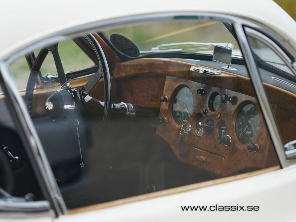 Afbeelding 26/29 van Jaguar XK 120 SE FHC (1954)