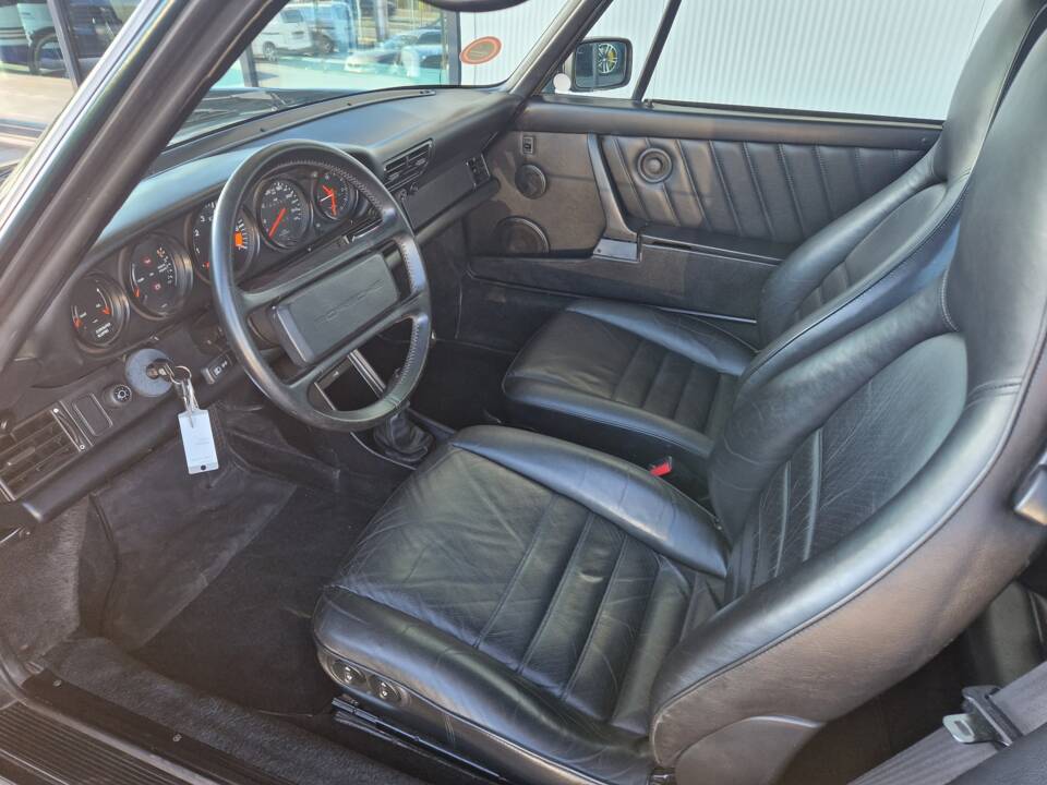 Bild 2/9 von Porsche 911 Carrera 3.2 (1989)