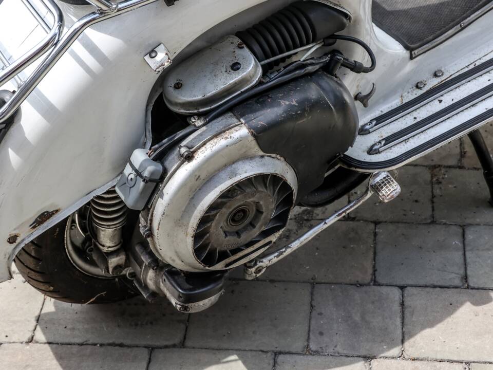 Bild 5/22 von Piaggio Vespa 160 GT Electronic (1972)