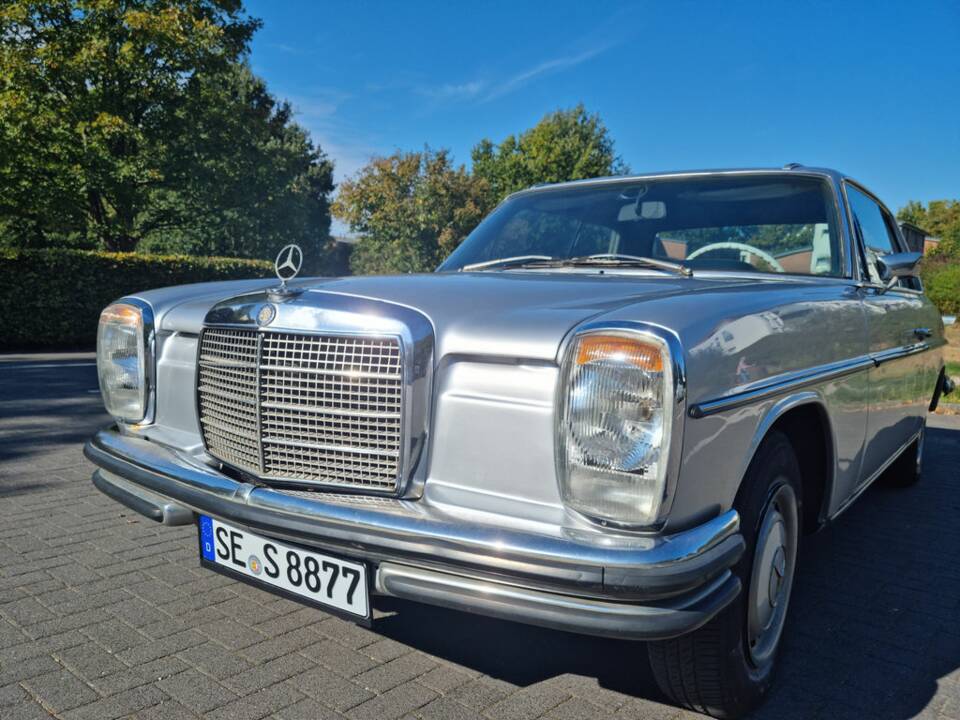 Imagen 5/8 de Mercedes-Benz 250 C (1969)