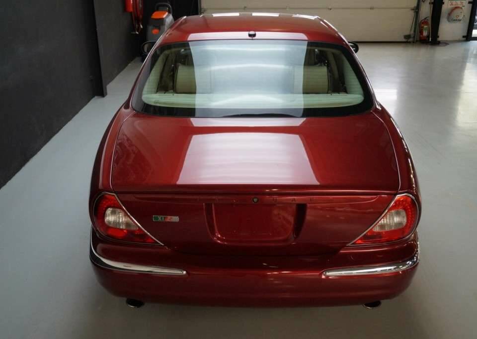Bild 5/50 von Jaguar XJR Super V8 (2007)
