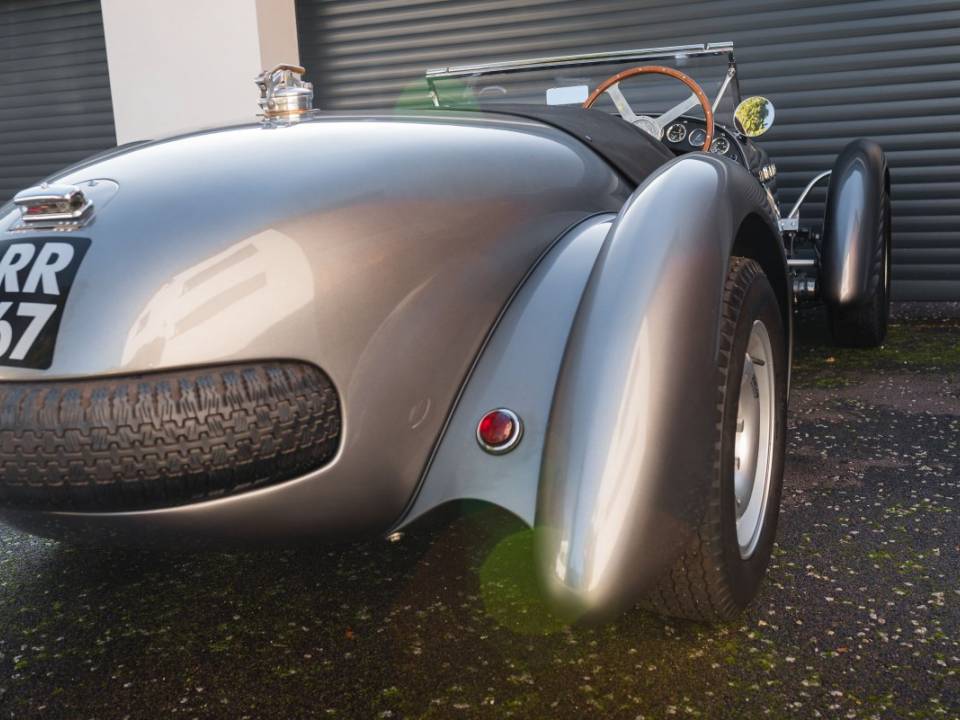 Image 24/50 of Healey Silverstone (1950)