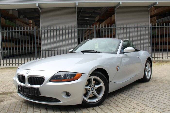 Image 1/7 de BMW Z4 2.5i (2003)