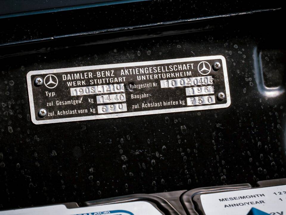 Image 36/42 of Mercedes-Benz 190 SL (1961)