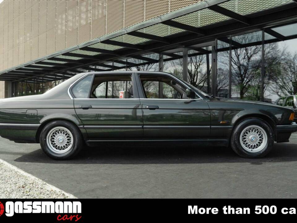 Image 4/15 of BMW 750iL (1989)