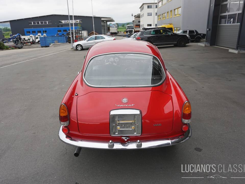 Imagen 8/68 de Alfa Romeo Giulietta Sprint 1300 (1965)