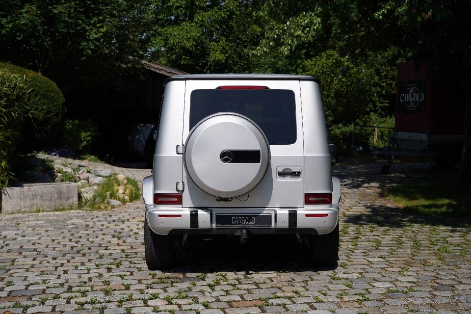 Image 15/16 de Mercedes-Benz G 500 (LWB) (2020)
