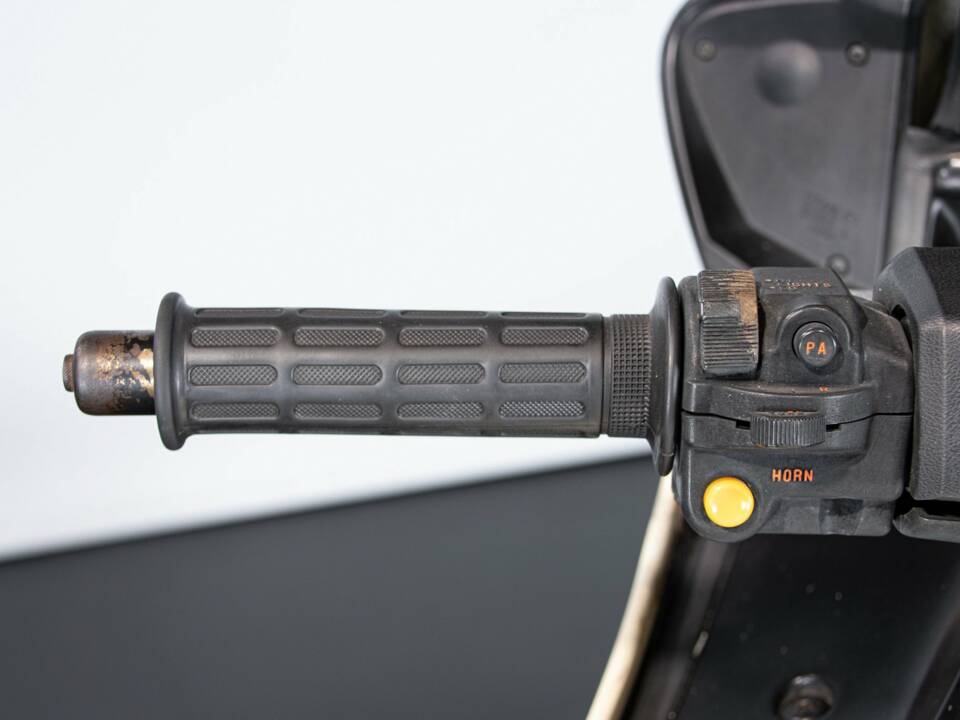 Image 43/50 of Honda CX 500 Turbo (1982)