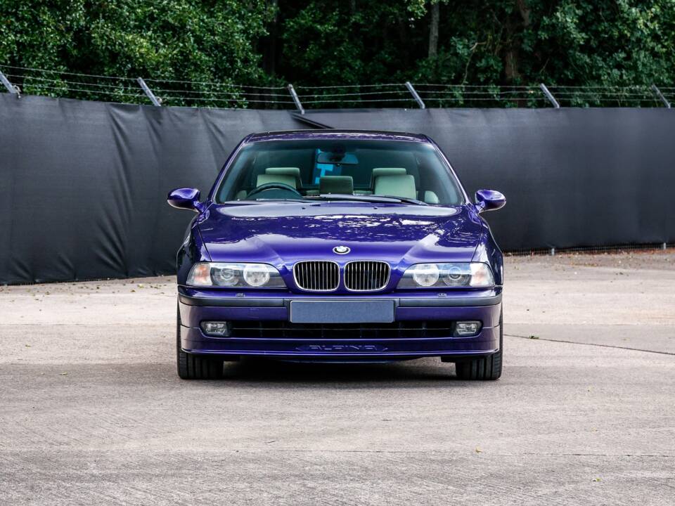 Bild 7/50 von ALPINA B10 V8 (2000)