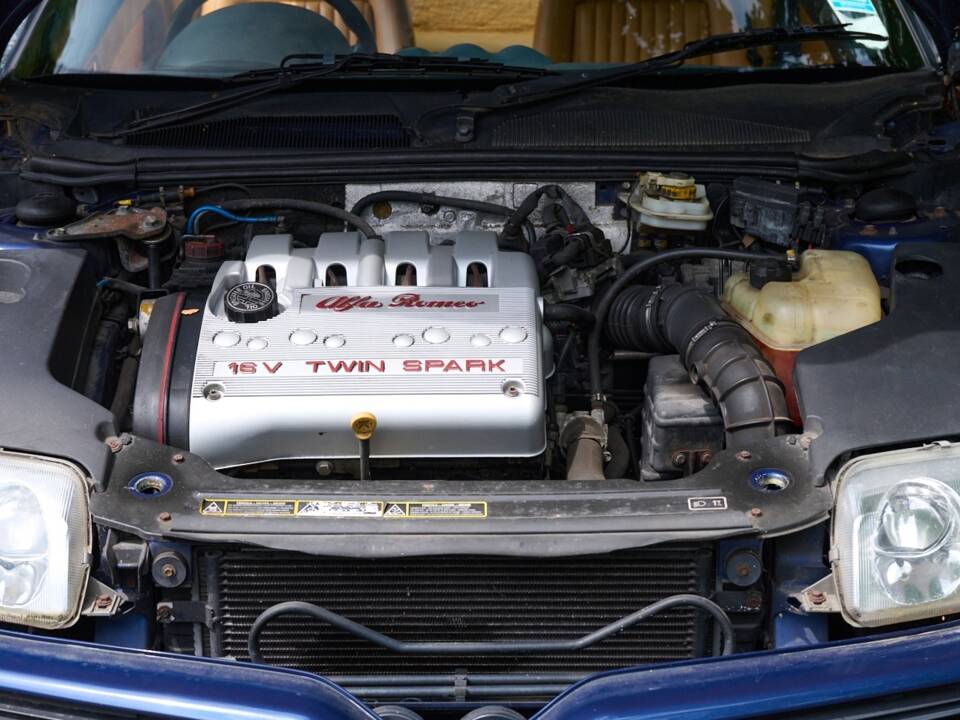 Image 8/45 of Alfa Romeo Spider 2.0 Twin Spark 16V (2001)