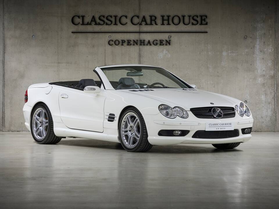 Image 8/99 de Mercedes-Benz SL 55 AMG (2005)