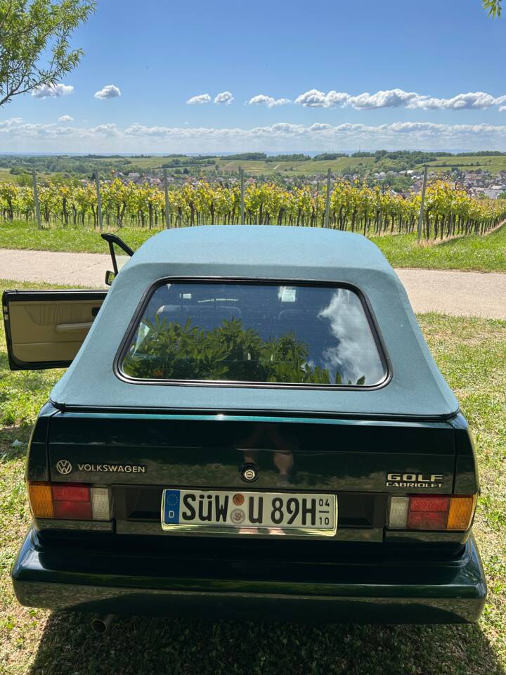 Image 18/22 de Volkswagen Golf I Cabrio 1.8 (1992)