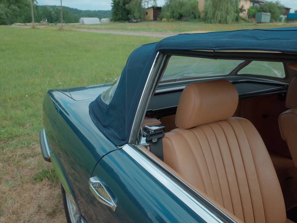 Image 2/15 of Mercedes-Benz 280 SL (1983)