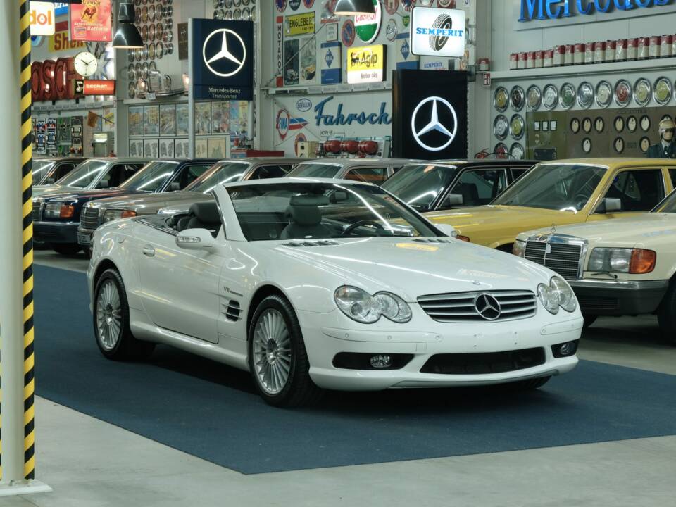 Image 10/50 of Mercedes-Benz SL 55 AMG (2003)