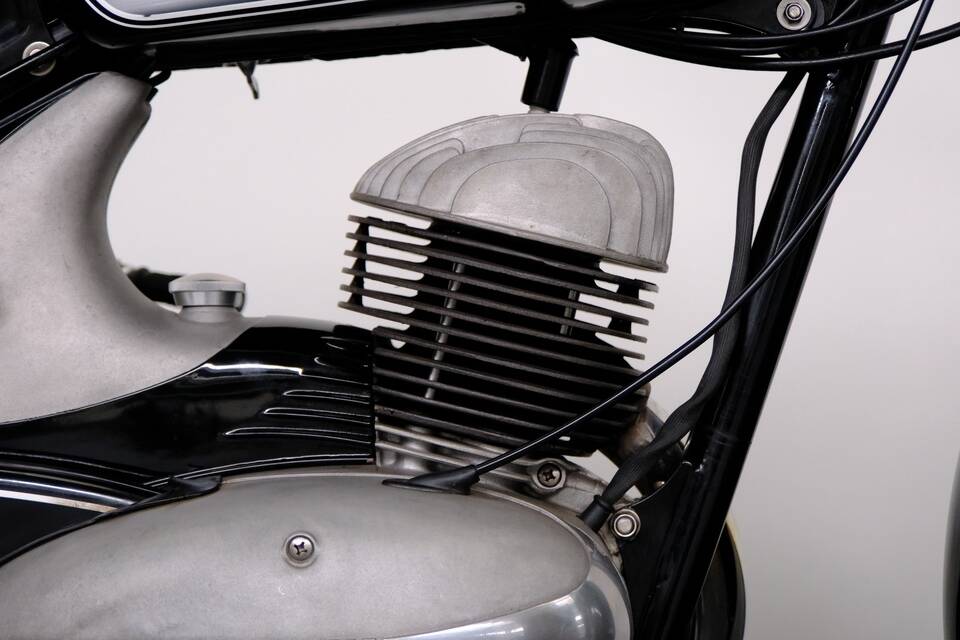 Image 7/86 de DKW RT 175 (1954)
