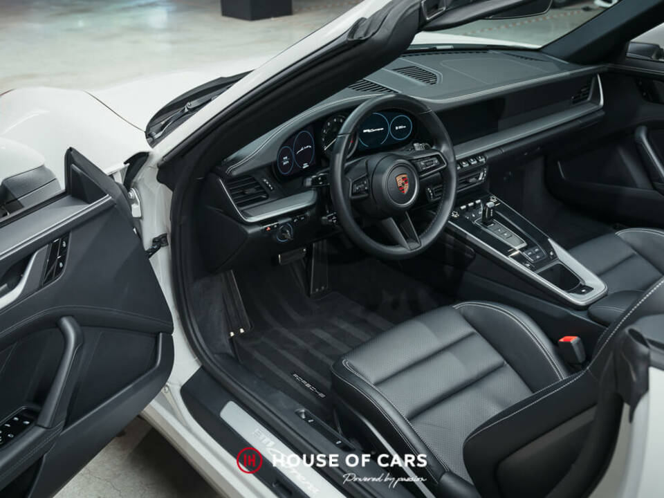 Immagine 14/23 di Porsche 911 Carrera (2019)