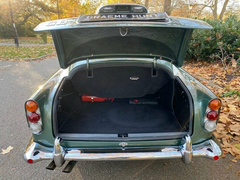 Immagine 33/50 di Aston Martin DB 4 (1963)