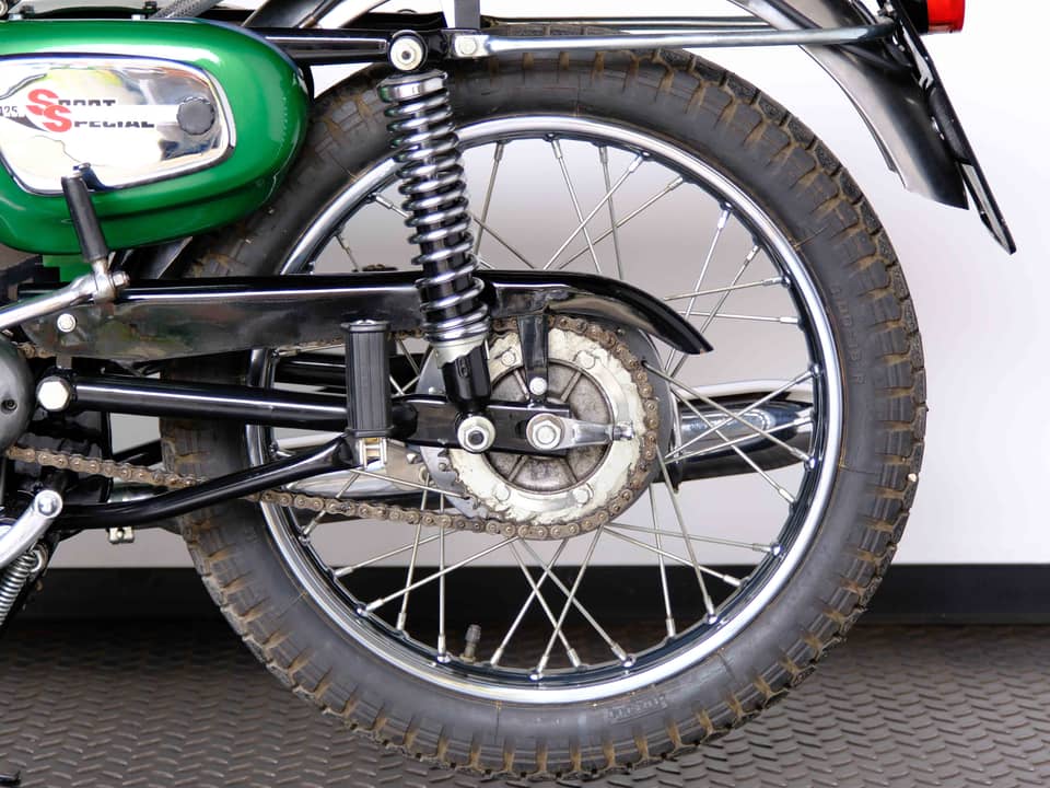 Image 35/57 of Benelli 125 Sport Special (1971)