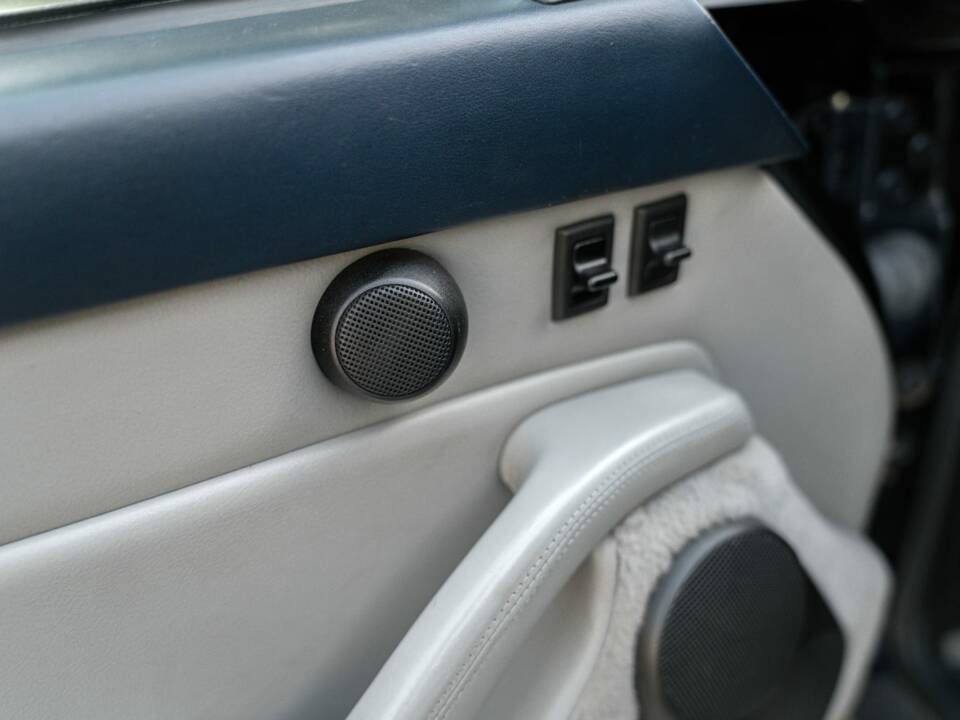 Bild 36/50 von Porsche 911 Turbo (1995)