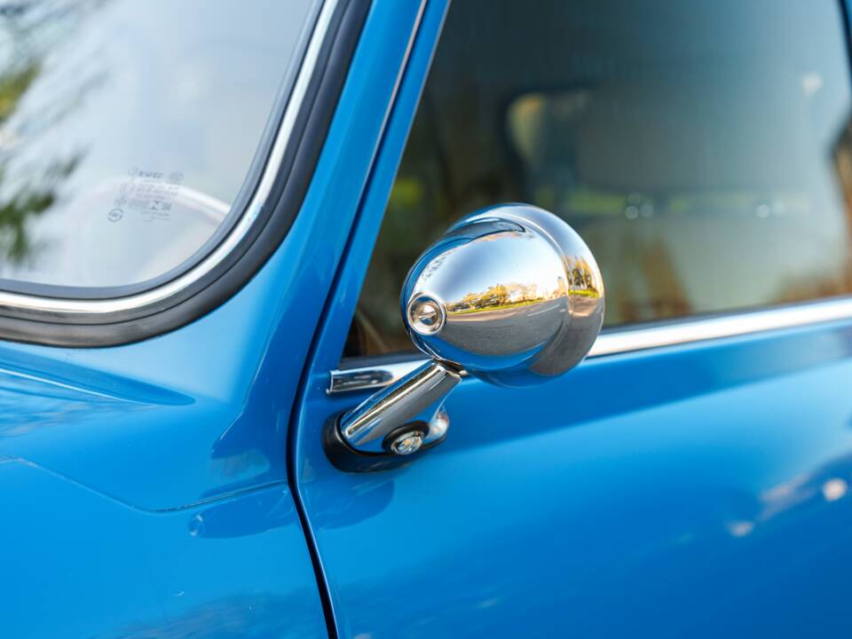 Imagen 11/28 de Rover Mini 1.3i (1995)