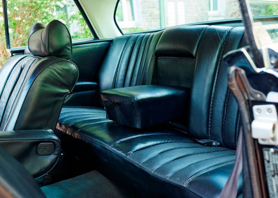 Image 177/188 of Mercedes-Benz 280 SE 3,5 (1971)