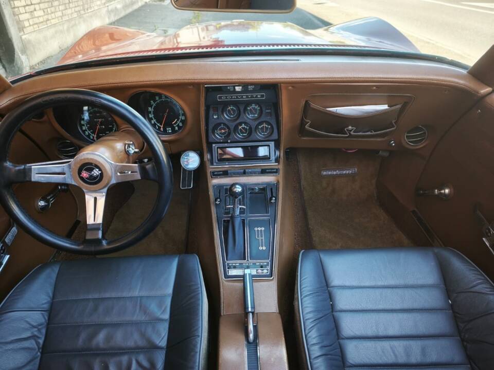 Image 11/26 of Chevrolet Corvette Stingray (1971)