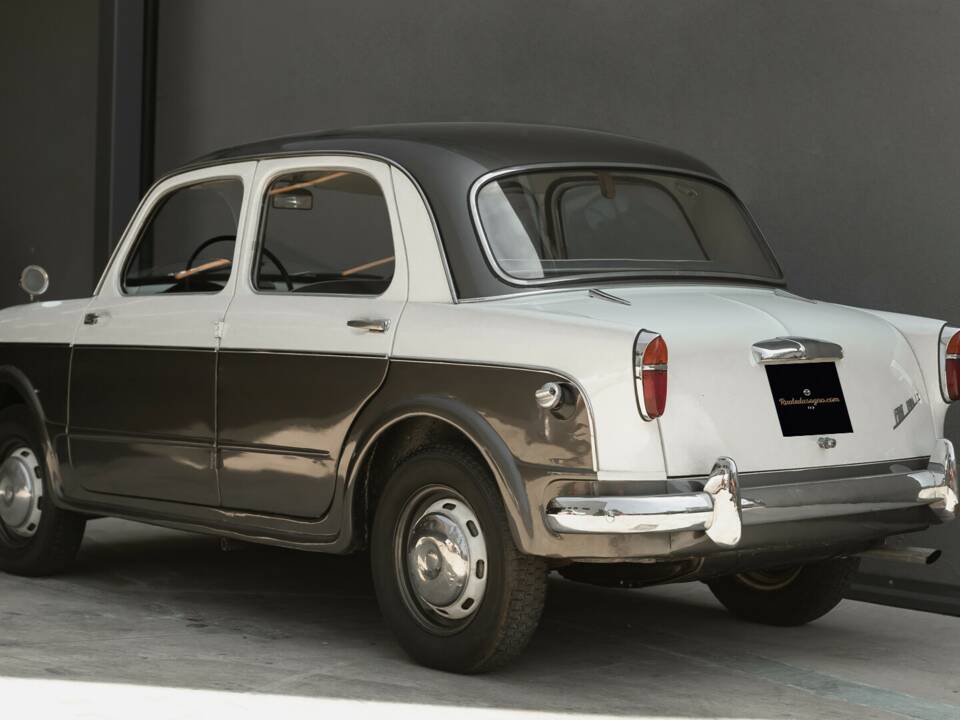 Image 2/38 of FIAT 1100-103 E TV (1957)
