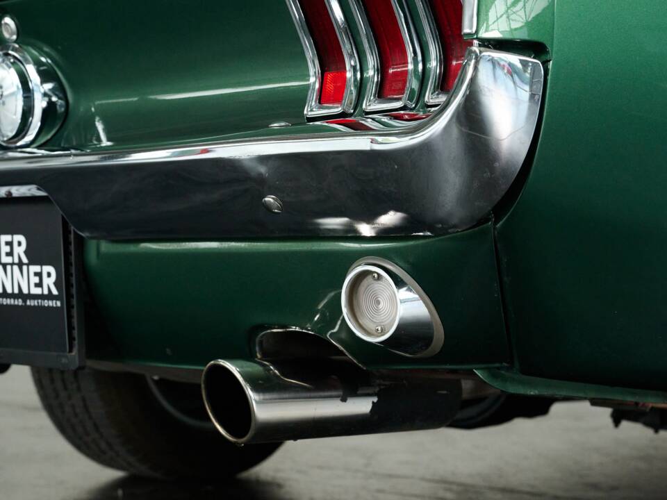 Image 42/50 of Ford Mustang 390 GTA (1967)