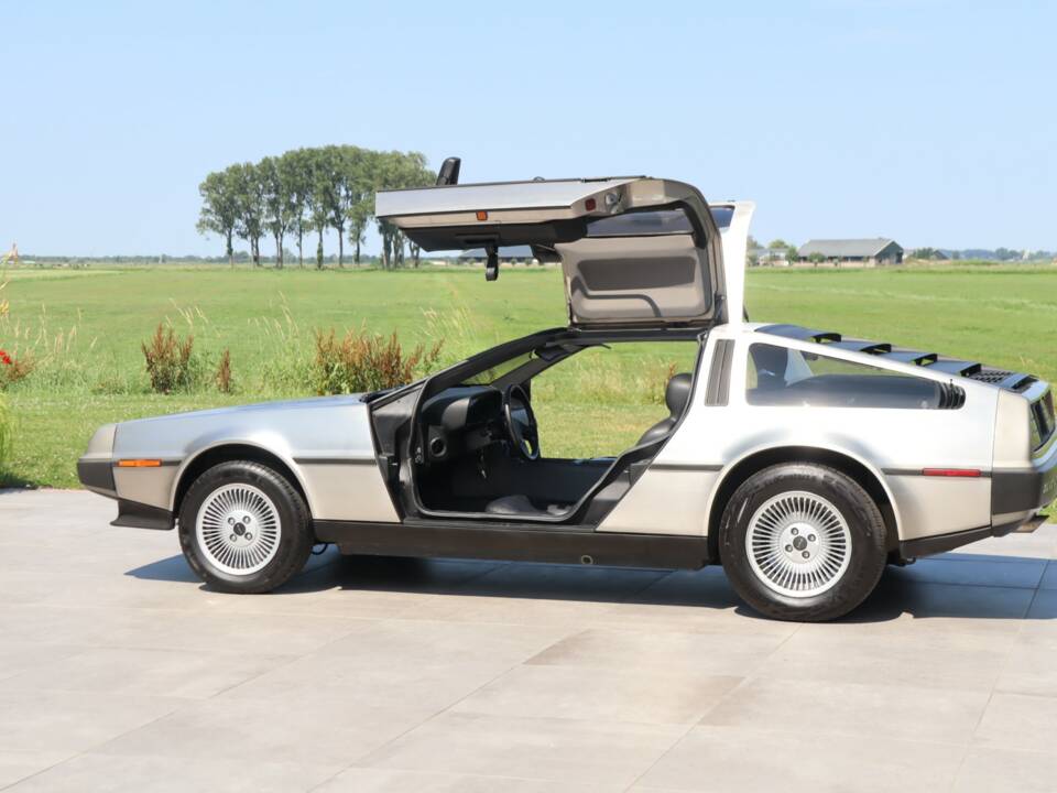 Immagine 4/50 di DeLorean DMC-12 (1981)
