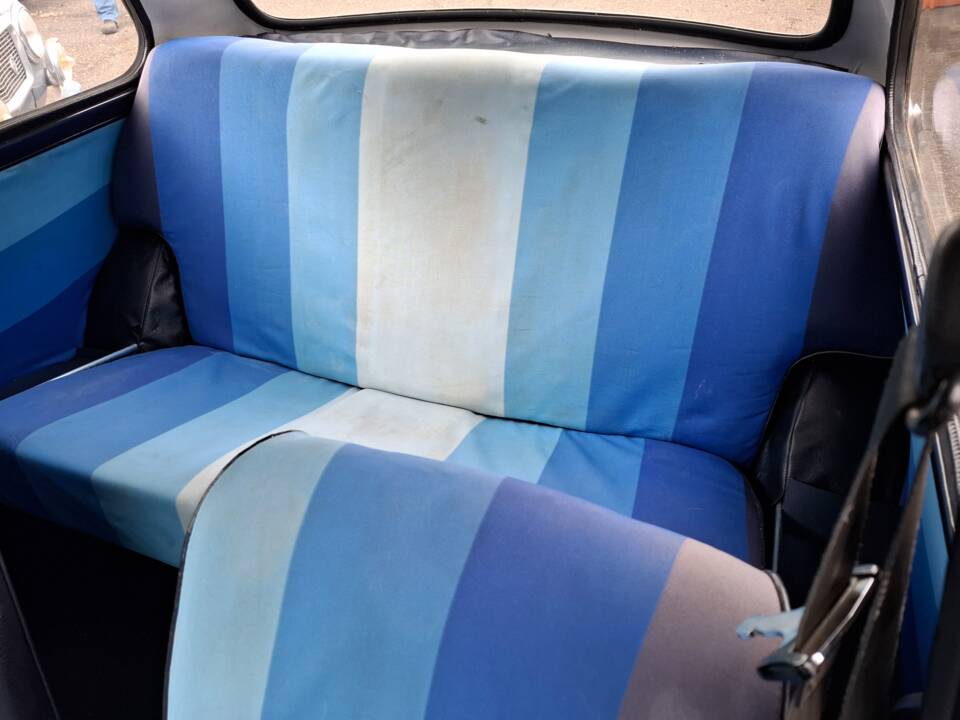 Bild 8/12 von Mini 850 (1977)