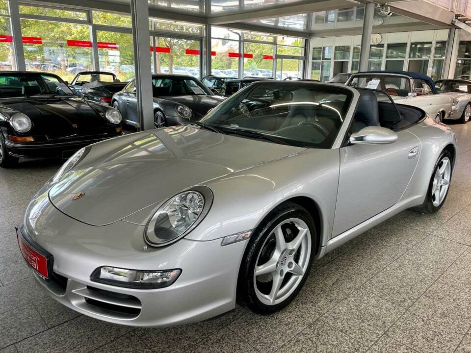 Bild 4/19 von Porsche 911 Carrera (2006)