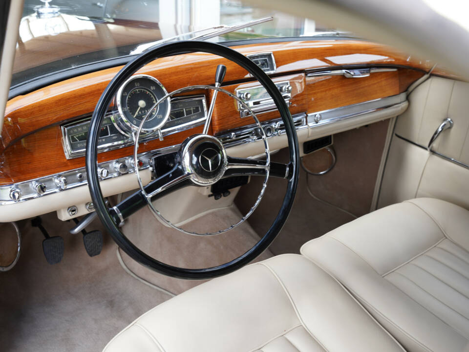 Bild 18/50 von Mercedes-Benz 300 Sc (1957)