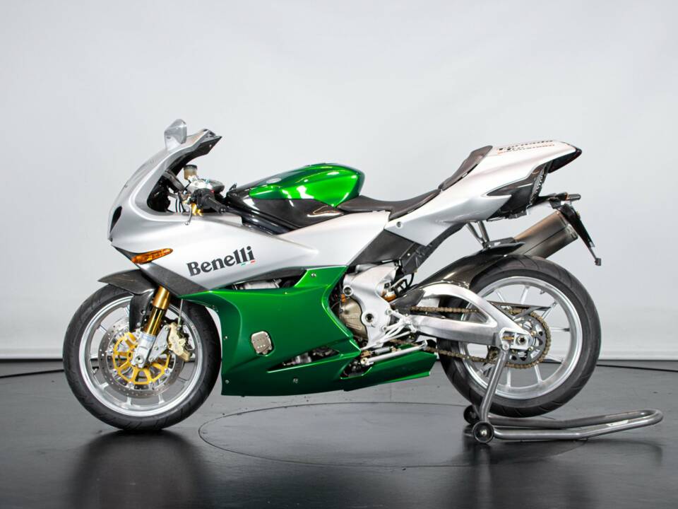 Bild 1/50 von Benelli DUMMY (2002)