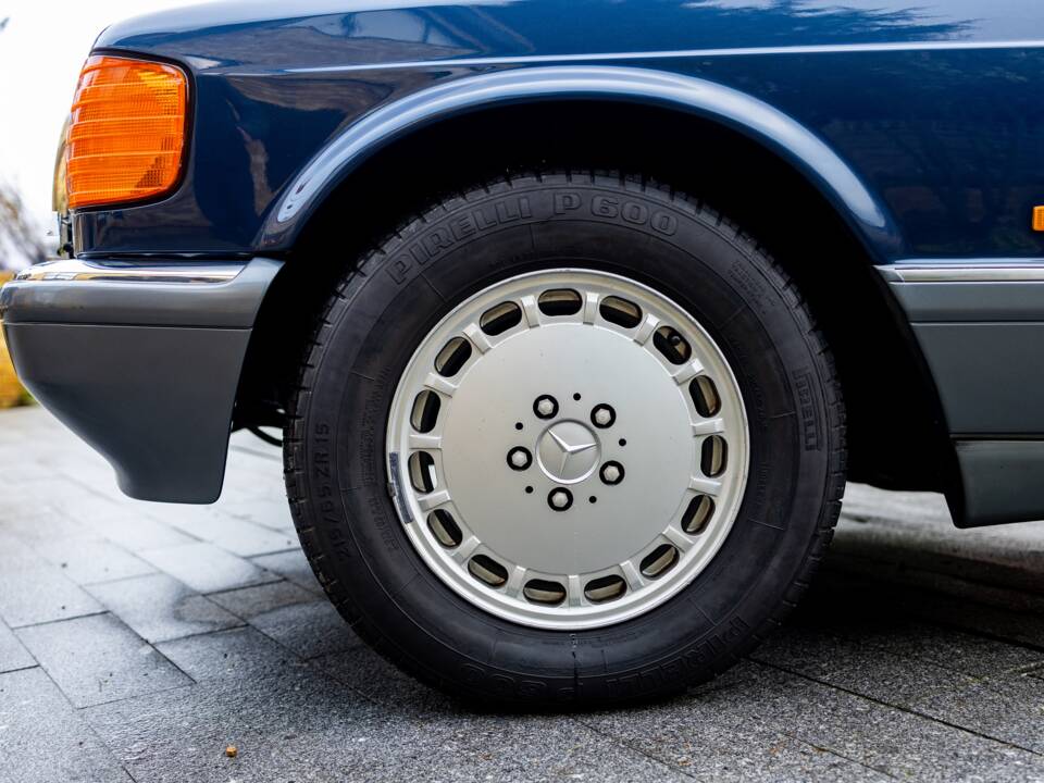 Bild 45/49 von Mercedes-Benz 560 SEL (1986)