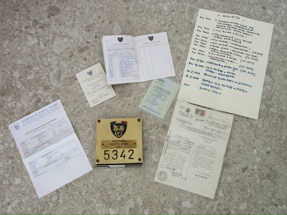 Bild 25/30 von Alfa Romeo Giulietta Spider (1961)