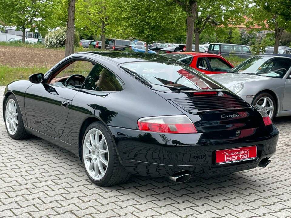 Imagen 4/20 de Porsche 911 Carrera (2001)