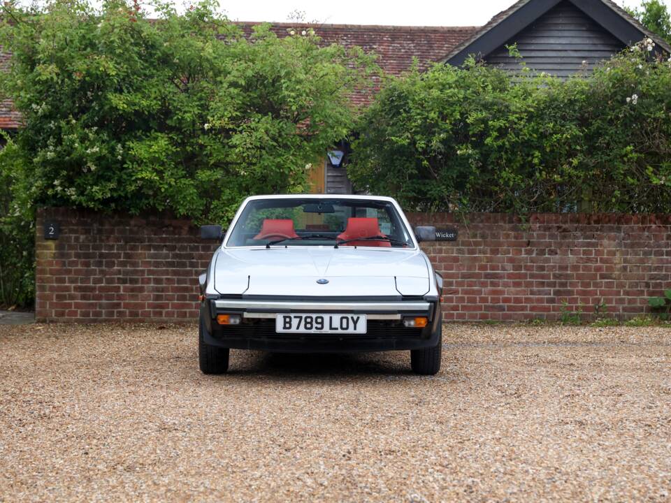 Image 11/50 of FIAT X 1/9 (1984)