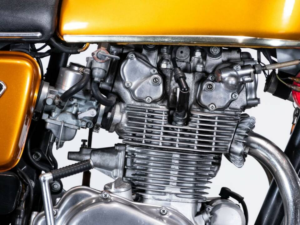 Afbeelding 35/50 van Honda DUMMY (1972)