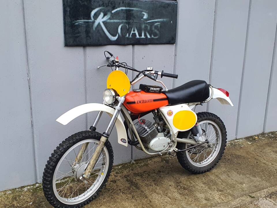 Immagine 7/8 di Ancillotti DUMMY (1976)