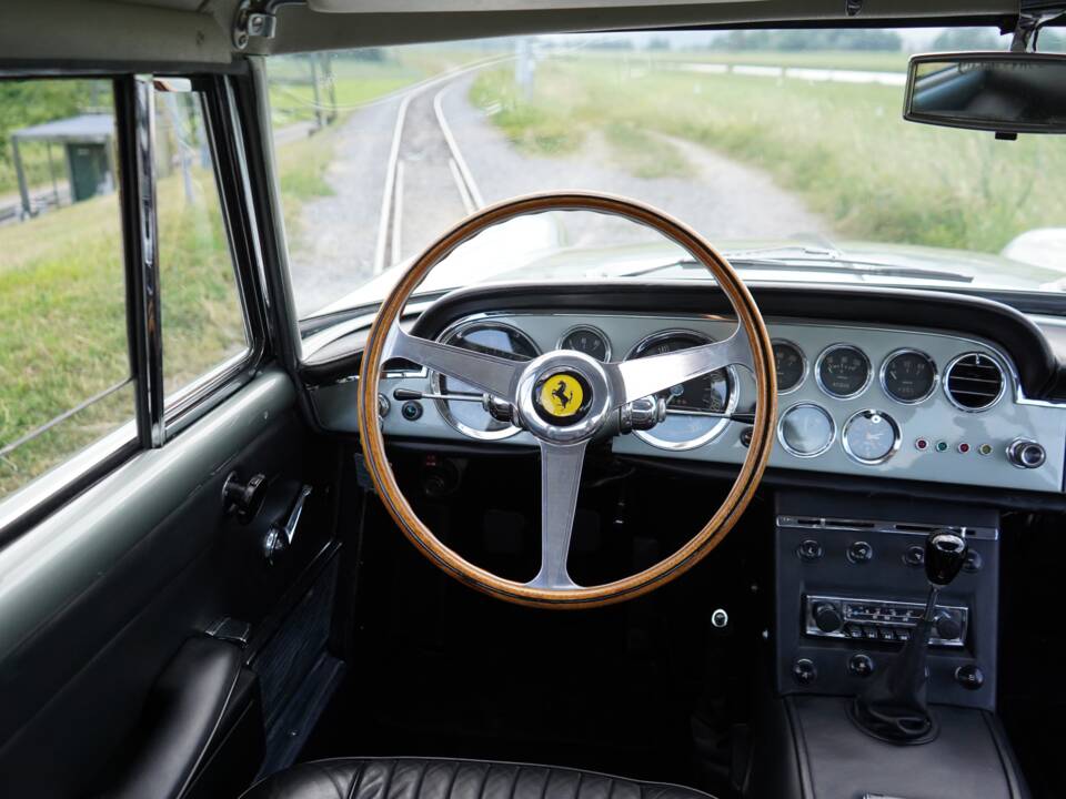 Afbeelding 55/72 van Ferrari 250 GTE (1962)