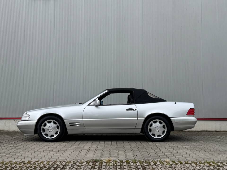 Bild 13/82 von Mercedes-Benz SL 320 (1995)
