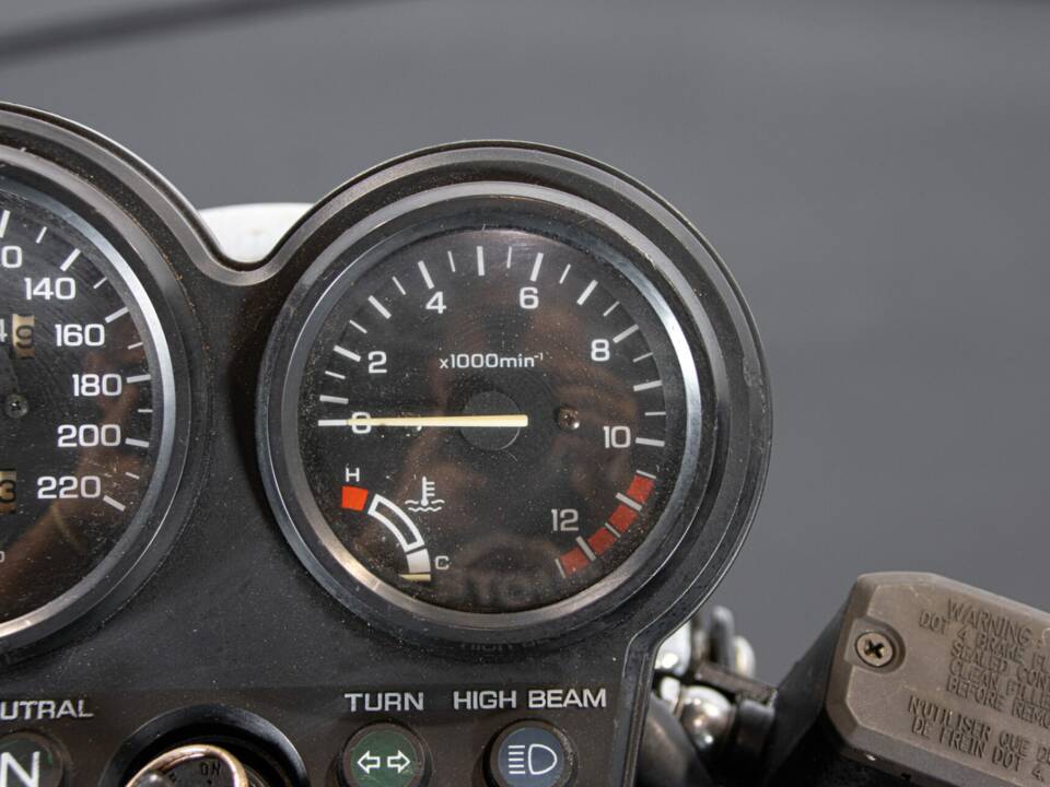 Image 45/48 of Honda CB 500E (1999)