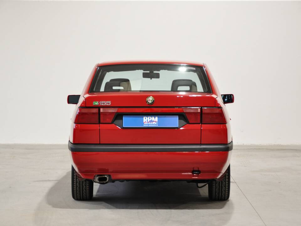 Imagen 7/30 de Alfa Romeo 155  2.0 Q4 4x4 (1992)