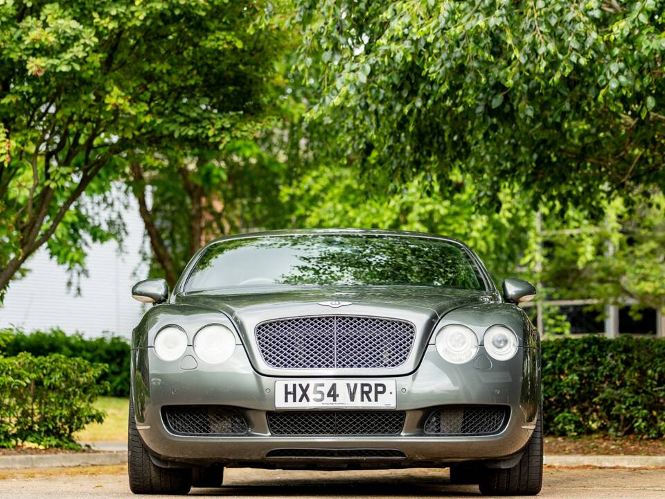 Image 8/50 de Bentley Continental GT (2004)