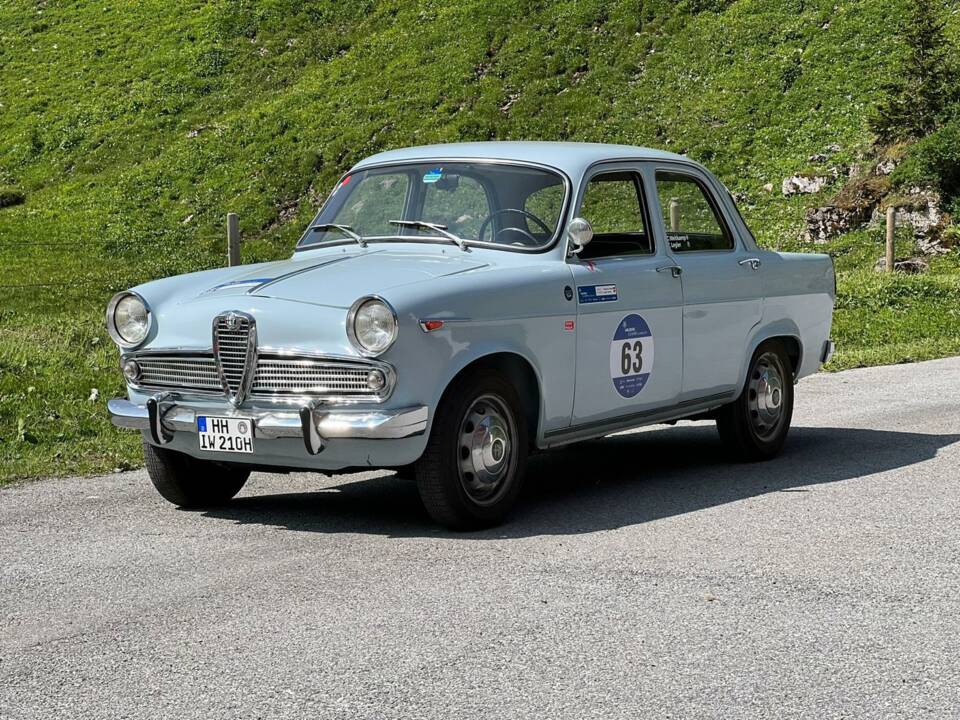 Image 82/87 of Alfa Romeo Giulietta TI (1963)