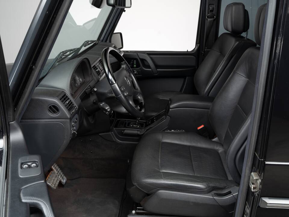 Immagine 21/36 di Mercedes-Benz G 500 (SWB) (2011)