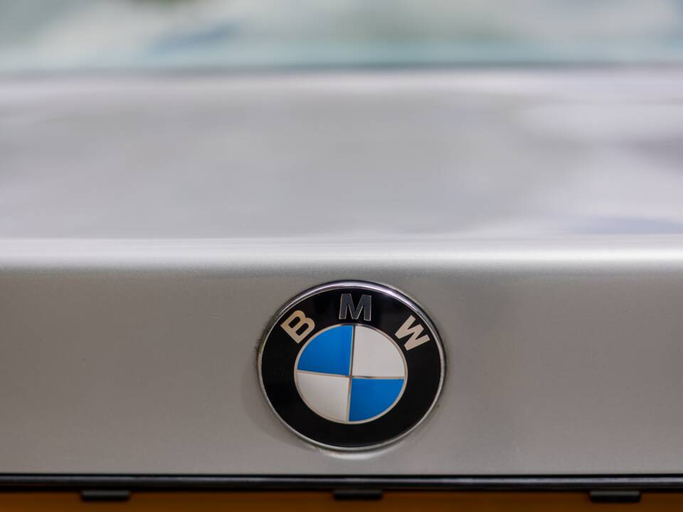Image 26/35 de BMW 850Ci (1994)