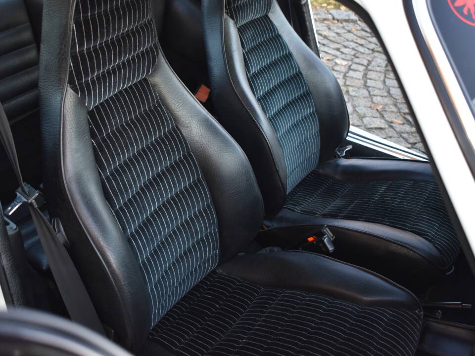 Bild 42/93 von Porsche 911 SC-L 3.1 (1978)